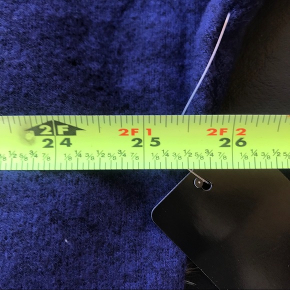 Womens Torrid Navy Hacci Sweater Blouse Size 3X - Picture 10 of 11